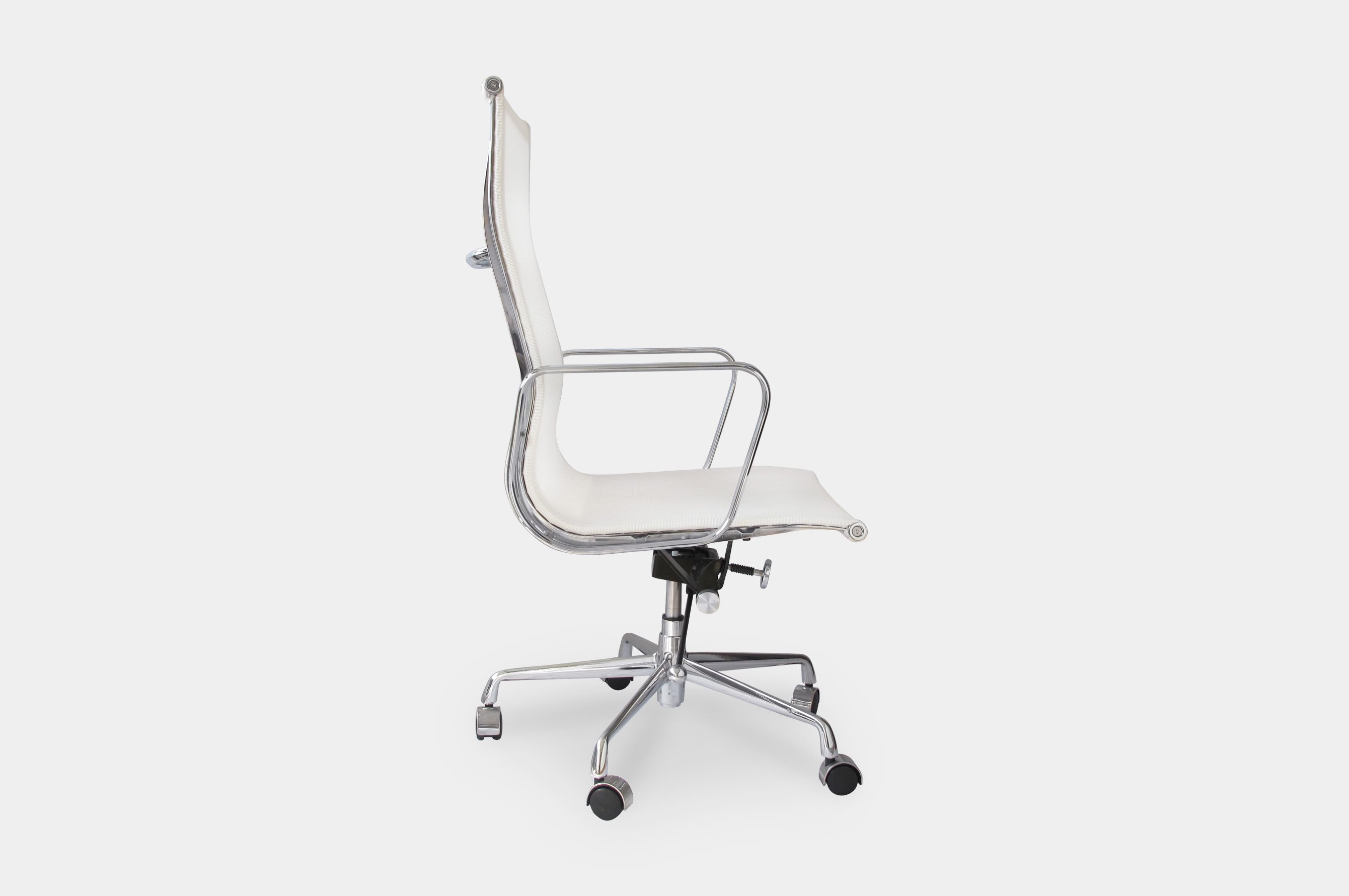 Group High Back Mesh Office Chair – White 3