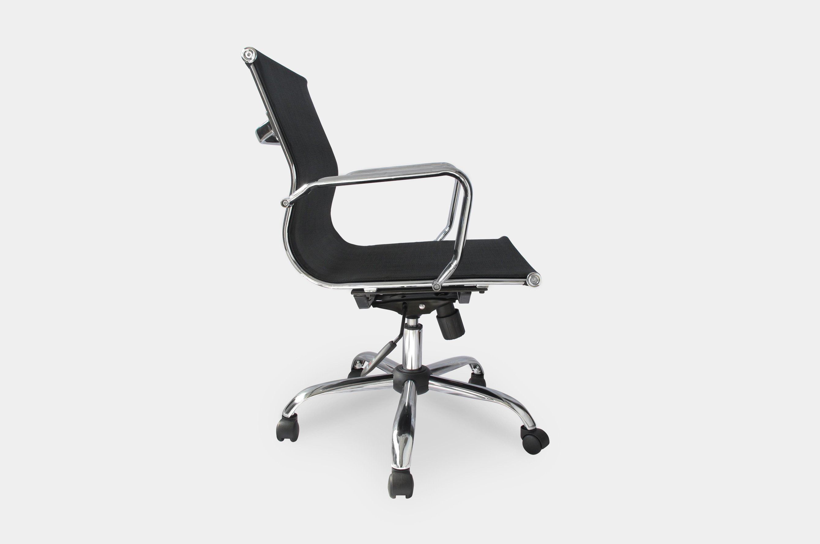 Bureau Low Back Mesh Office Chair – Black 3