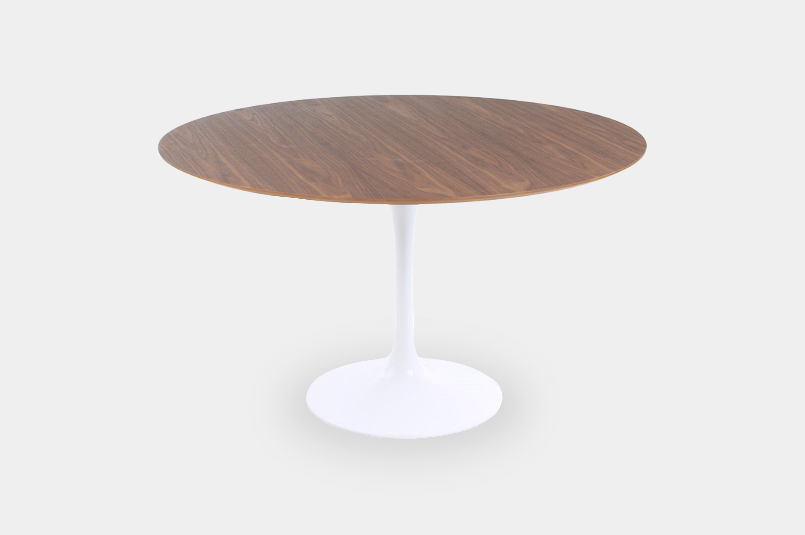 Replica Eero Saarinen Round Tulip Table – Walnut 1