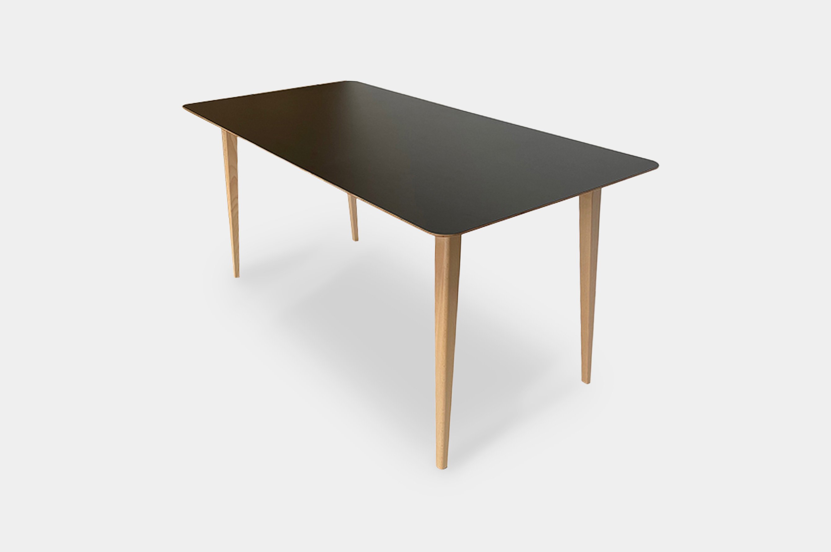 Leonardo Table 160 cm – Black 1