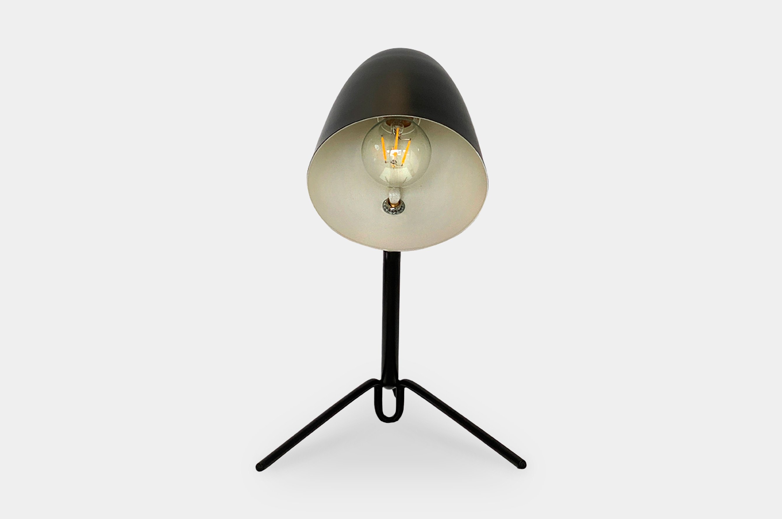 Raven Table Lamp – Black 2