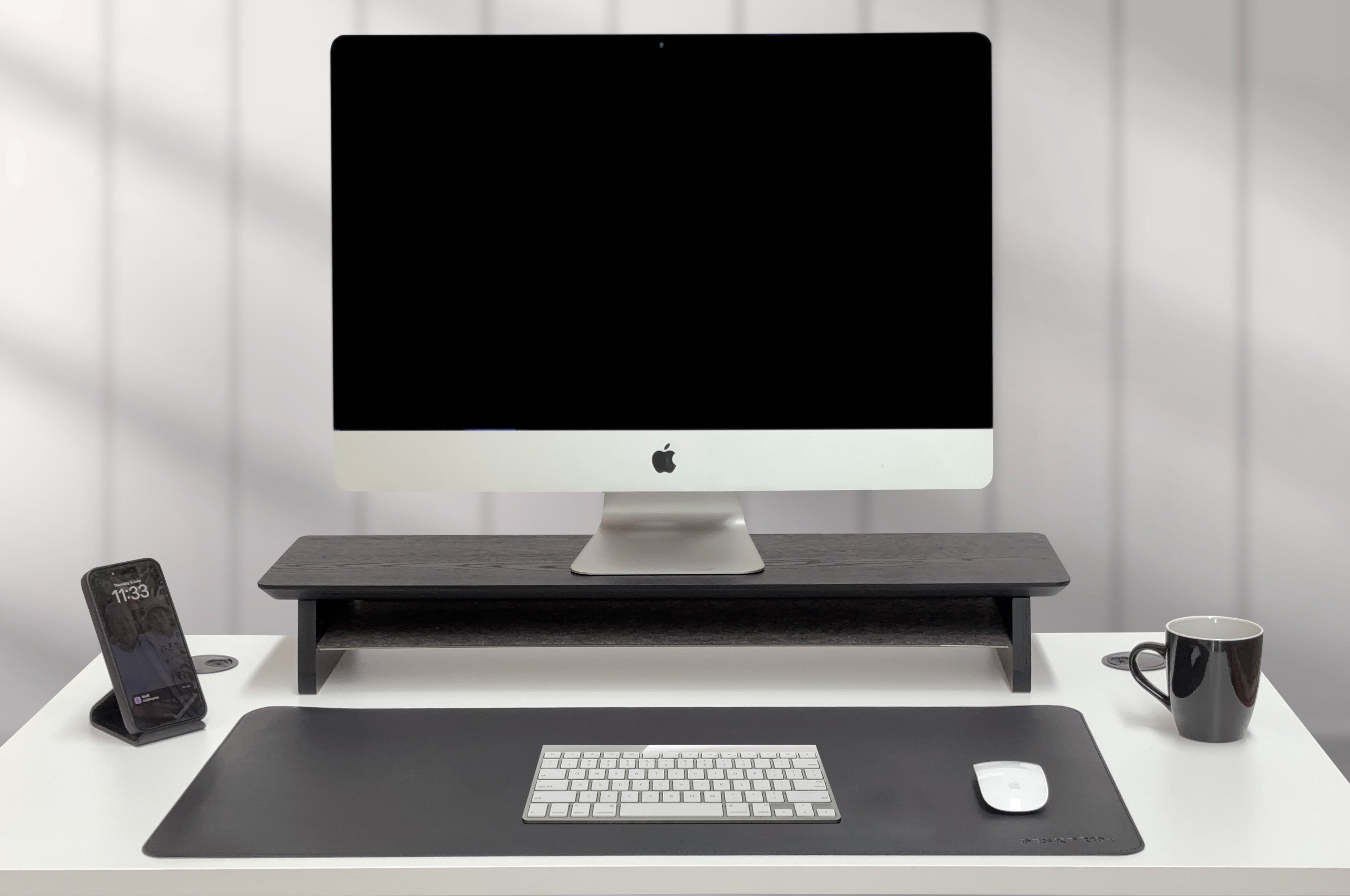 Pro+ Medium Monitor Stand – Oak / Black 6