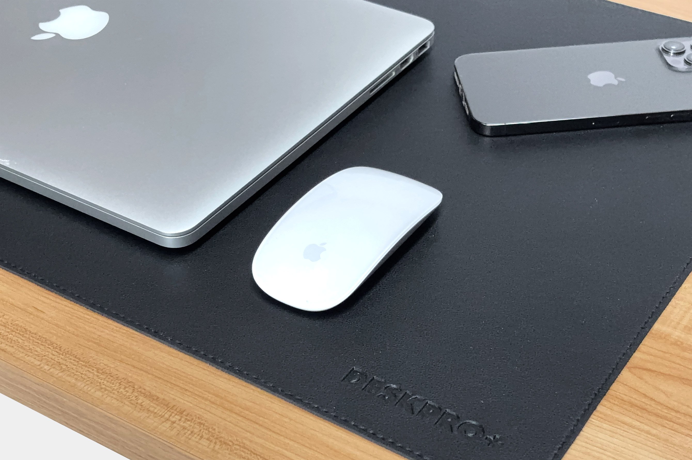 DeskPro+ Desk Pad – Black 4